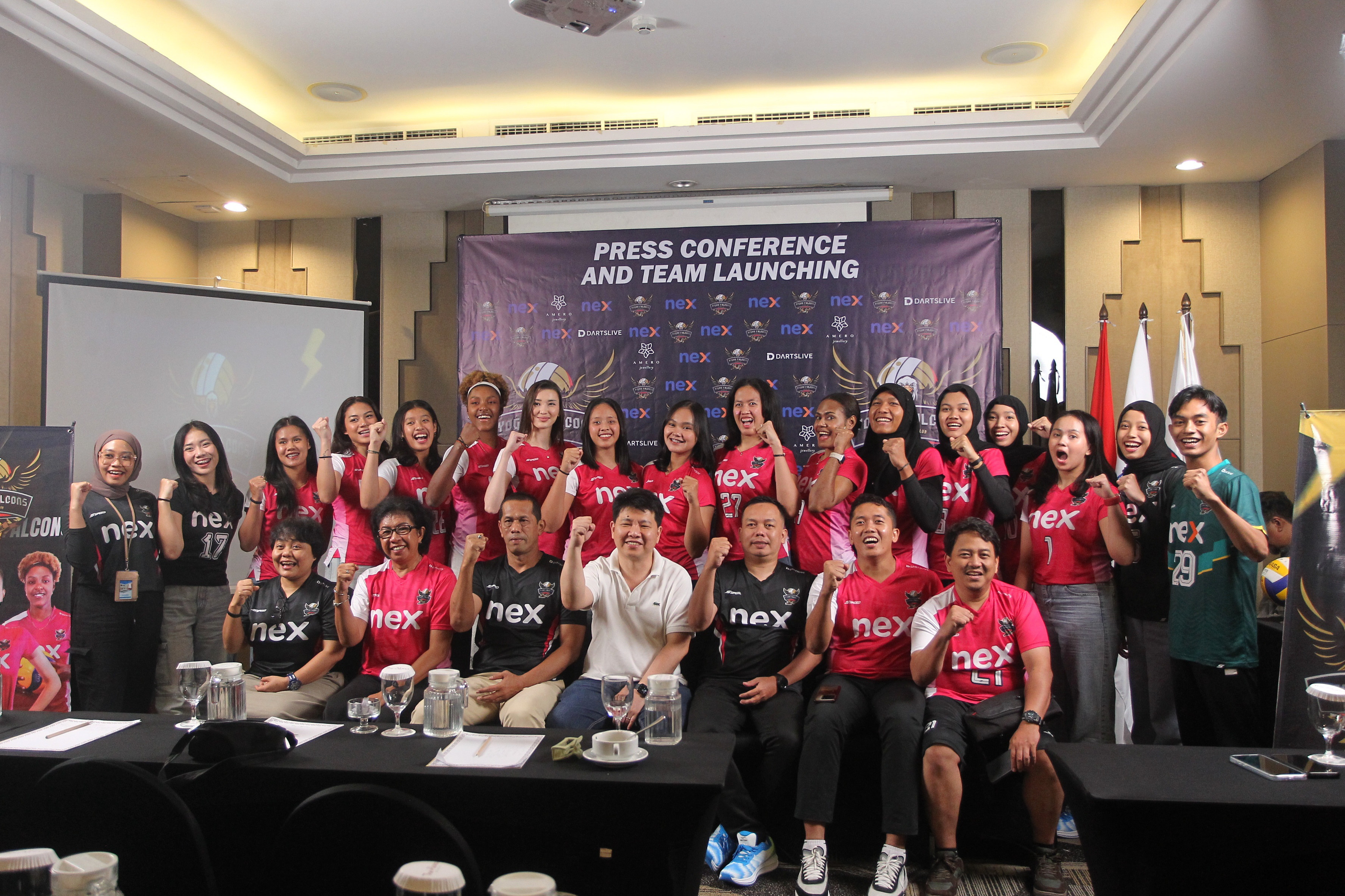 Yogya Falcons resmi dilaunching pada Rabu (18/12) di Hotel Alana Malioboro, Jogja jelang mengikuti kompetisi Proliga 2025 mendatang.
