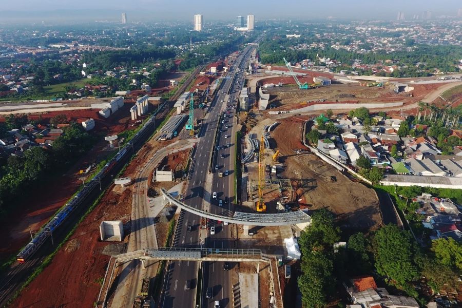 Presiden Prabowo prioritaskan kesejahteraan rakyat dengan menata ulang pembangunan infrastruktur besar-besaran.