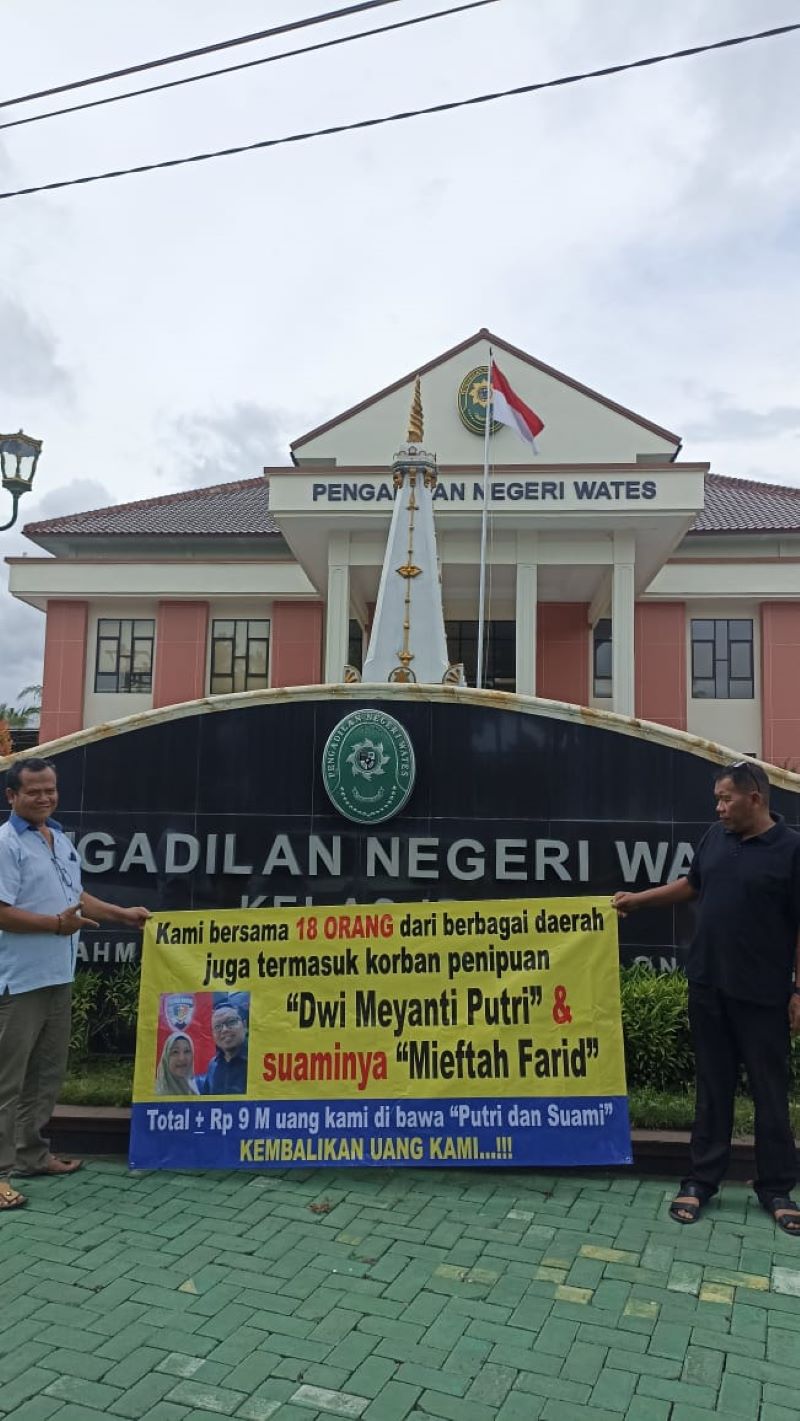TUNTUT: Sejumlah korban investasi bodong mulai menjalani proses pengadilan.&nbsp;