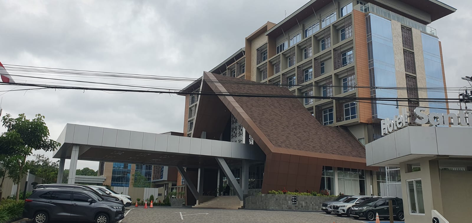 Hotel Santika salah satu hotel terbesar di Gunungkidul, Selasa (24/12).