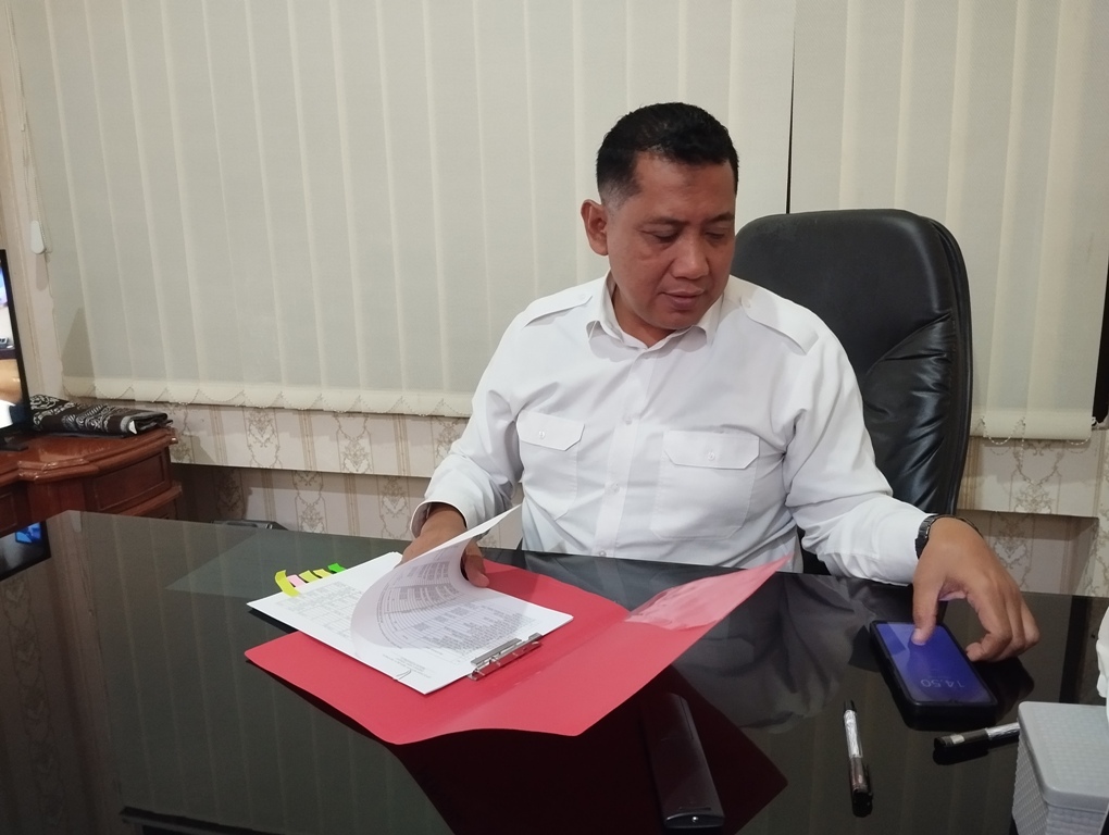 PENGAMANAN: Kasatreskrim Polres Purworejo AKP Catur Agus Yudo Praseno saat ditemui di ruang kerjanya, Senin (23/12).