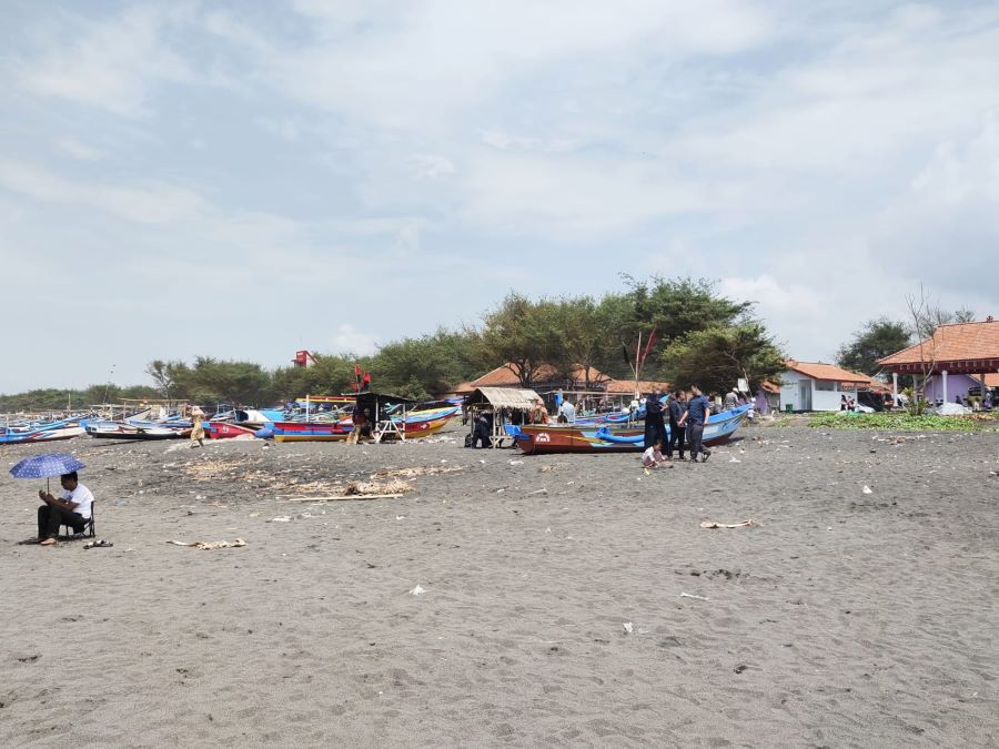 Suasana Pantai Dewaruci.