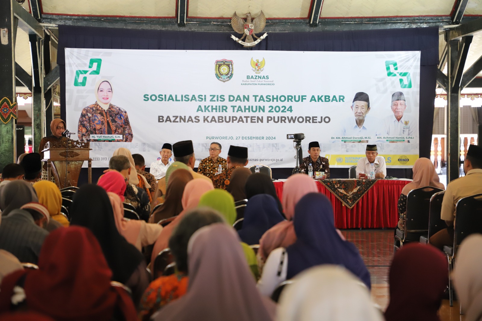 Kegiatan Sosialisasi ZIS dan Tashoruf Akbar Akhir Tahun 2024 Baznas Kabupaten Purworejo pada Jumat (27/12) di Pendopo Kabupaten Purworejo.