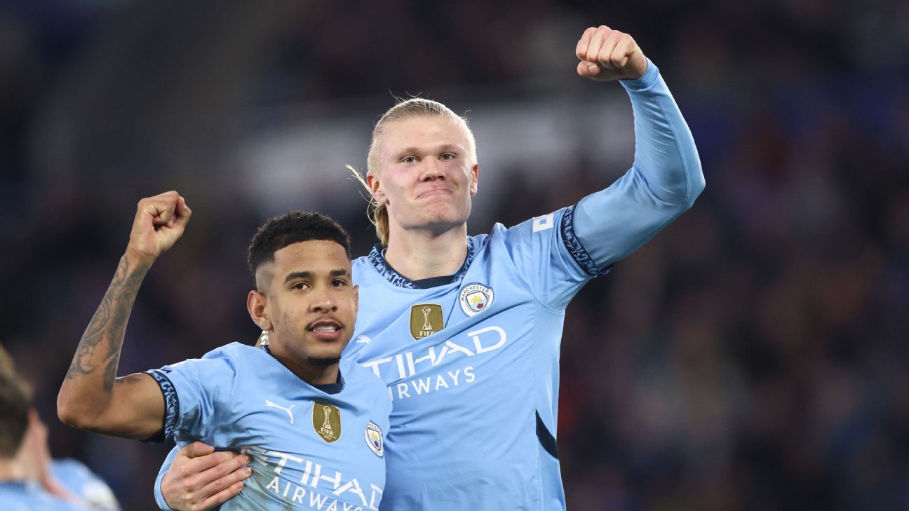 Selebrasi Erling Haaland dan Savinho saat masing-masing mencetak satu gol dalam kemenangan 2-0 Manchester City atas Leicester City
