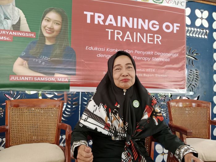 Ketua Yayasan Edukasi Kanker Indonesia Harti Buryaningsih