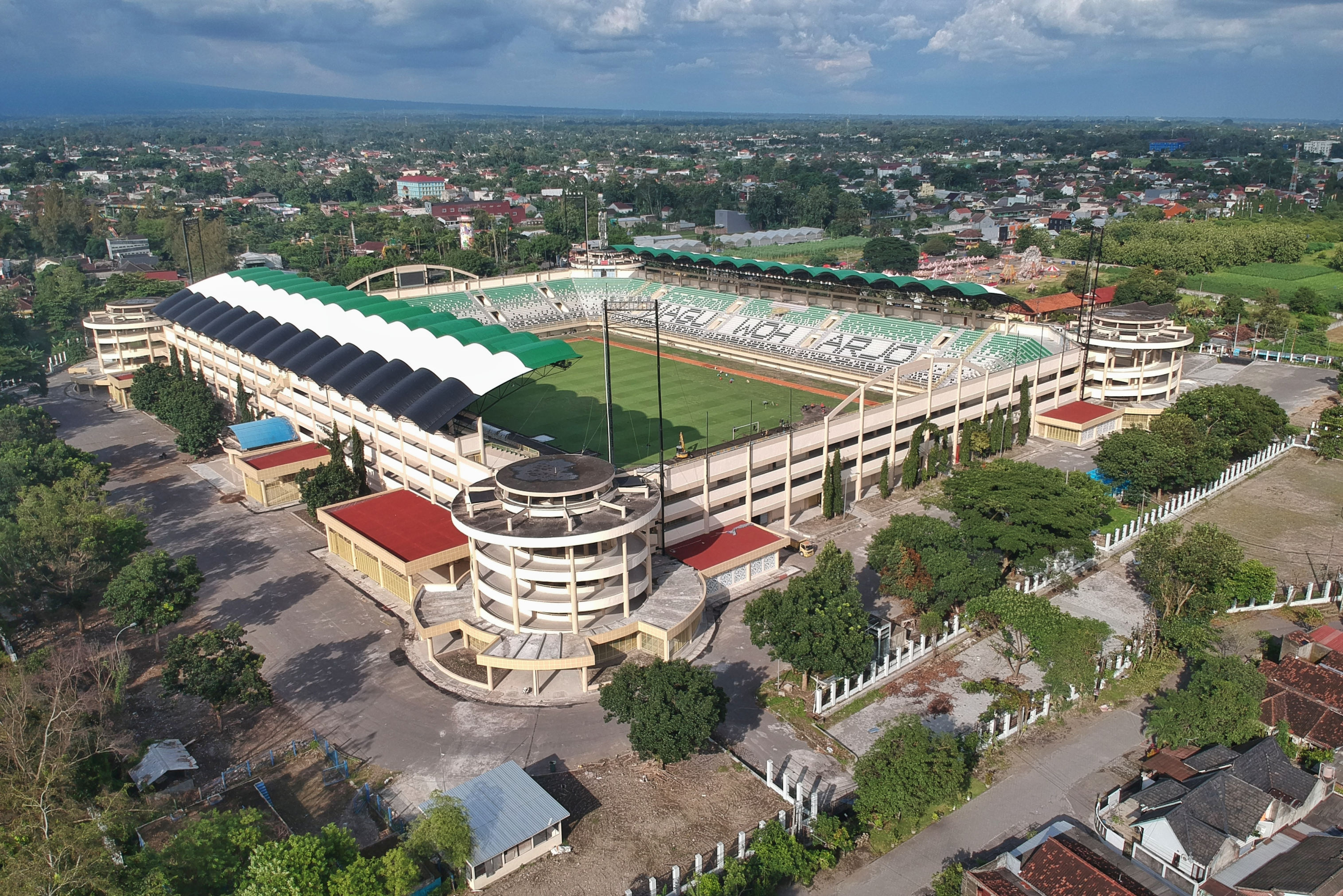 Maguwoharjo International Stadium (MagIS) kandang PSS Sleman.