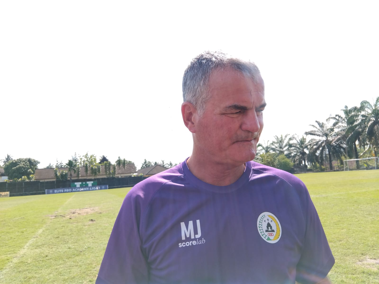 Pelatih PSS Sleman Mazola Junior
