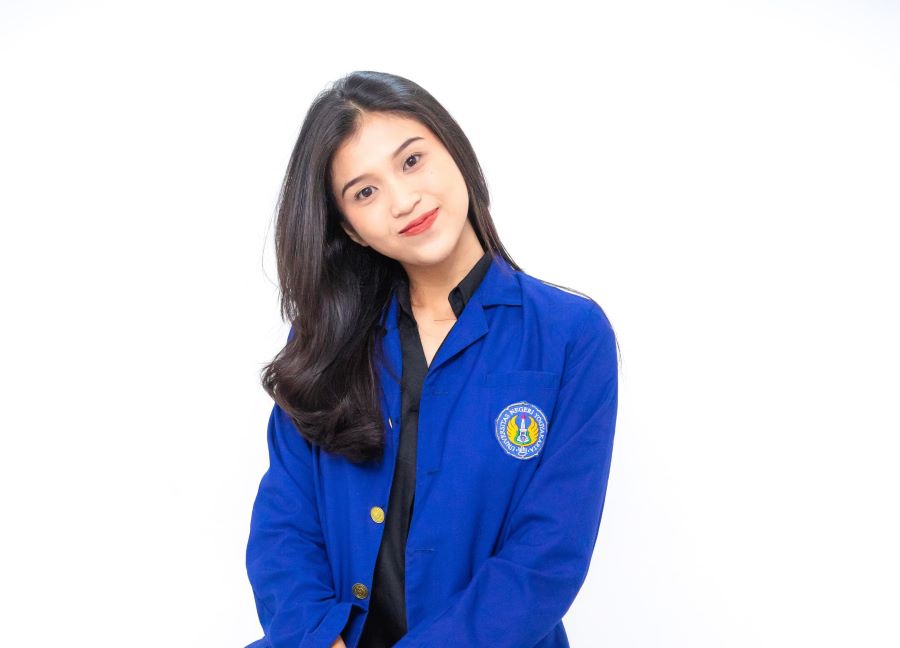 Raisya Arzety Olivia, Mahasiswi S1 Pendidikan Geografi Universitas Negeri Yogyakarta (UNY)