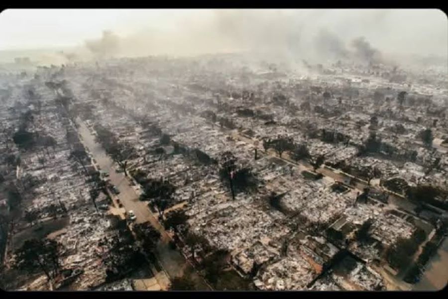 Kebakaran Besar di Los Angeles.