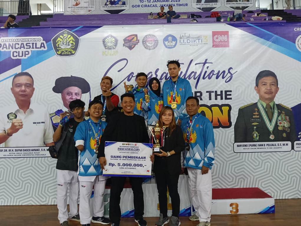 PRESTASI: &nbsp;Tim para taekwondo DIJ saat menerima medali di Kejurnas Taekwondo Pancasila Cup 2025.