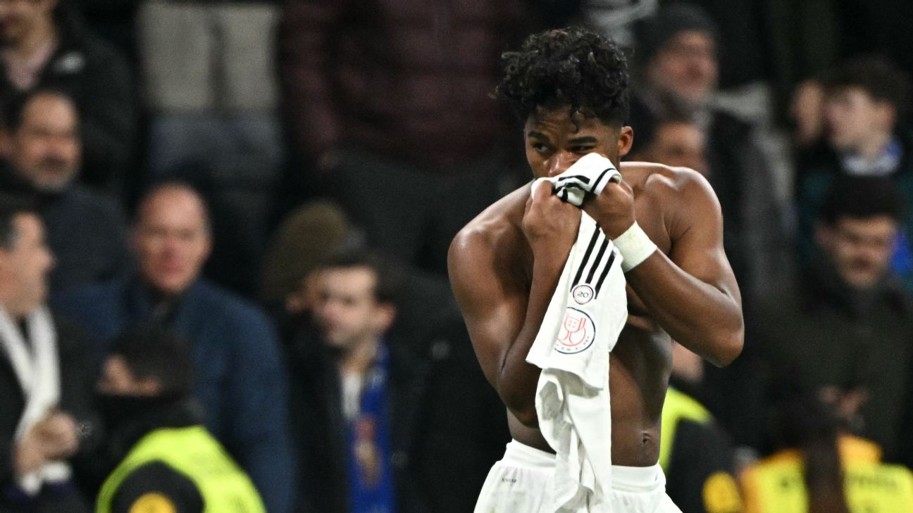 Selebrasi Endrick usai mencetak dua gol dalam kemenangan 5-2 Real Madrid atas Celta Vigo di Copa Del Rey