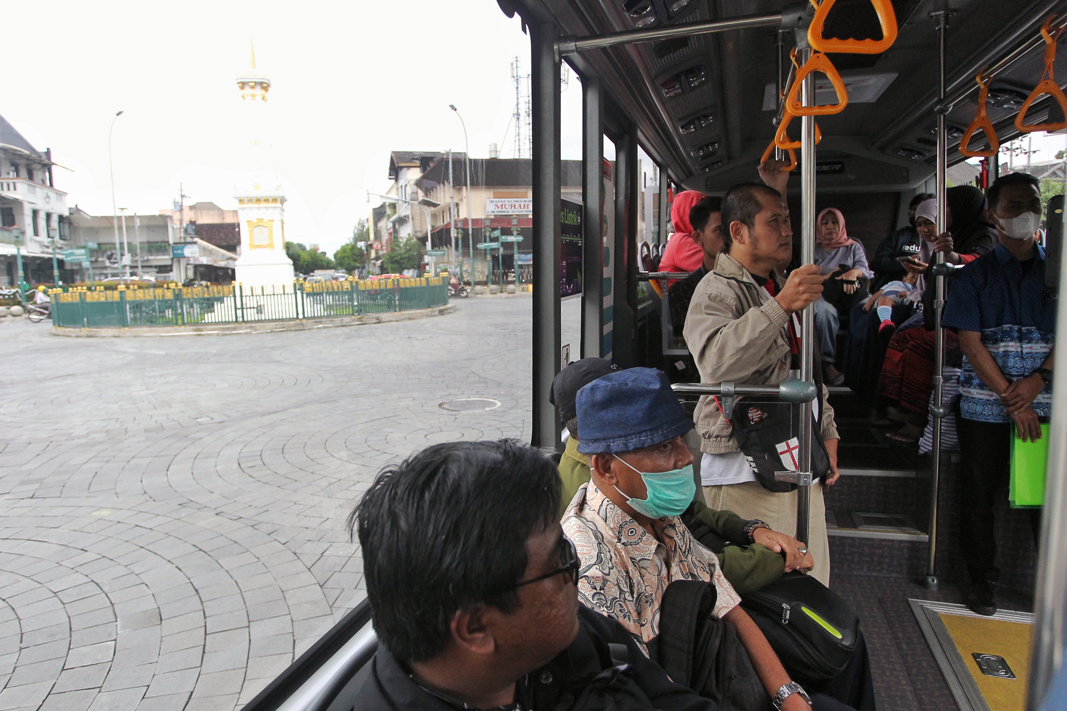 Bus Lisrik