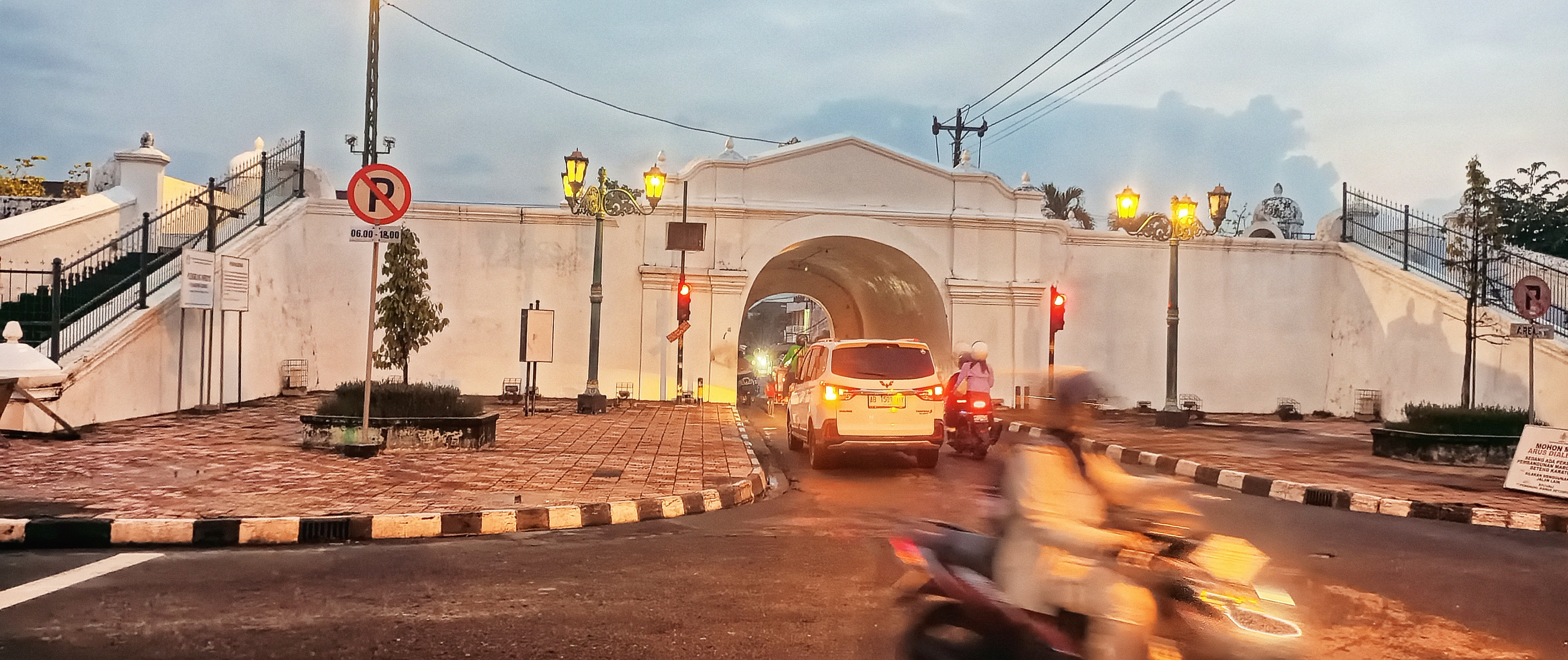 Plengkung gading