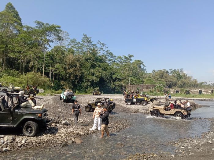 FAVORIT: Wisata jip Merapi yang menjadi jujukan wisatawan saat berkunjung di Kabupaten Sleman.