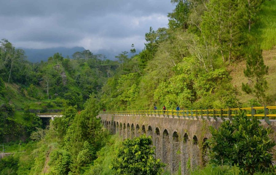 Jembatan Kalikuning.