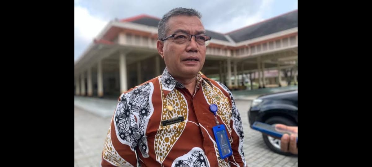 Plt Kepala Satpol PP DIY Noviar Rahmad.  (AGUNG DWI PRAKOSO / RADAR JOGJA)