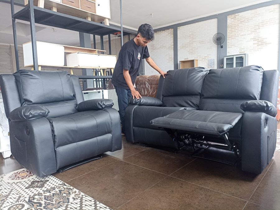 Santi Mebel hadirkan berbagai pilihan produk sofa