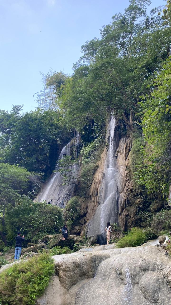 Pesona Air Terjun Sri Gethuk yang terletak di Kalurahan Bleberan, Kapanewon Playen, Gunungkidul