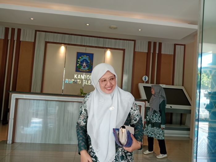 Plt Kepala BKAD Sleman Tina Hastani