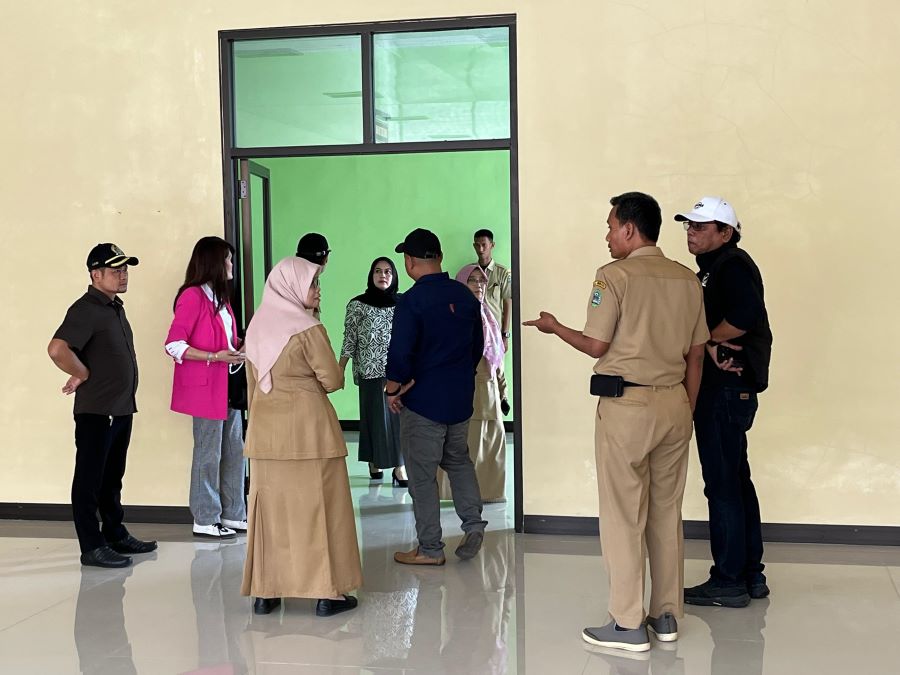 Komisi C DPRD Gunungkidul saat melakukan sidak Gedung Perpusda, Selasa (4/2) kemarin.