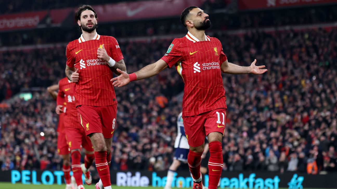 Selebrasi pemain Liverpool usai kalahkan Tottenham Hotspur dan melangkah ke partai final EFL Cup