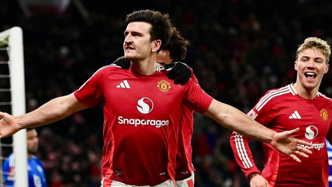 Selebrasi pemain Manchester United usai Harry Maguire mencetak gol kemenangan atas Leicester City di FA Cup