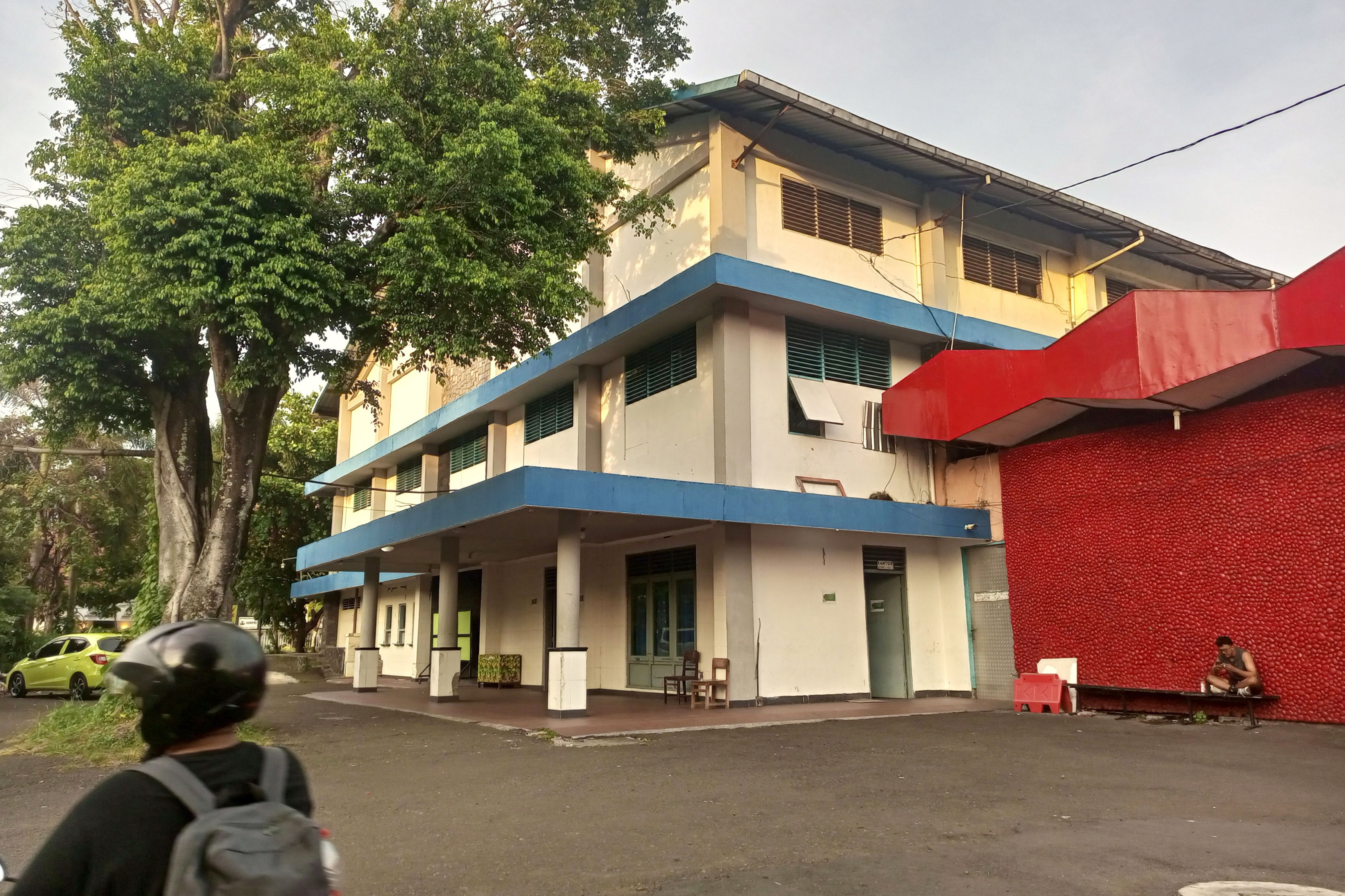 Kondisi GOR Kridosono yang kini dikelola oleh pihak Keraton Jogja, Kota Jogja, Selasa (11/2).
