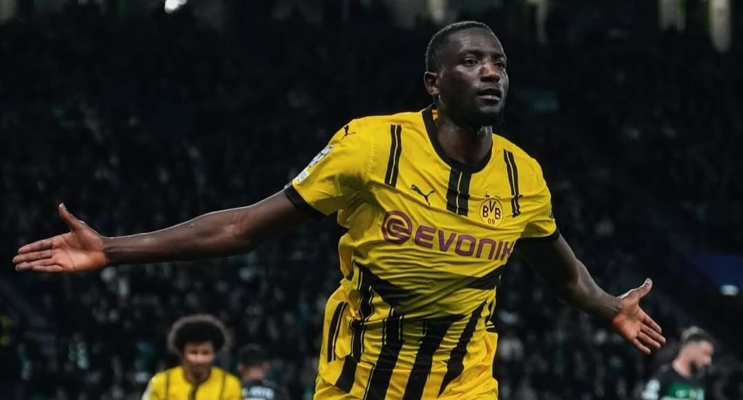 Selebrasi Serhou Guirassy usai mencetak gol ke gawang Sporting CP di Liga Champions