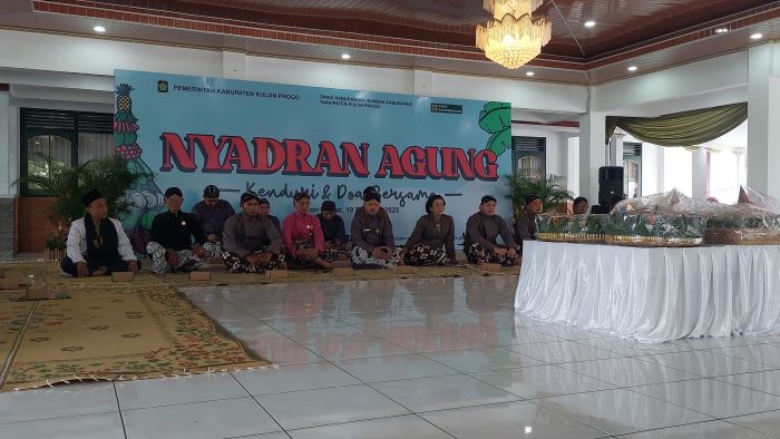 SEDERHANA: Nyadran Agung hanya diikuti OPD, panewu, dan lurah.