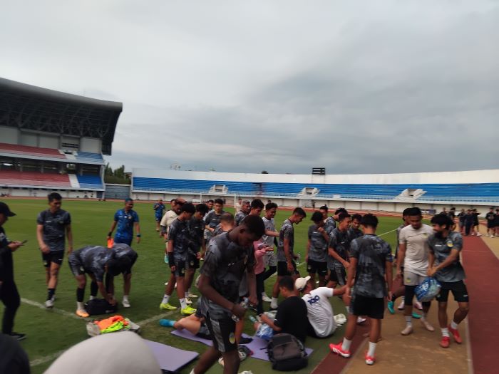 KONDISI BAGUS: Para pemain PSIM Jogja usai menjalani latihan rutin di Stadion Mandala Krida, Jogja Kamis (20/2).