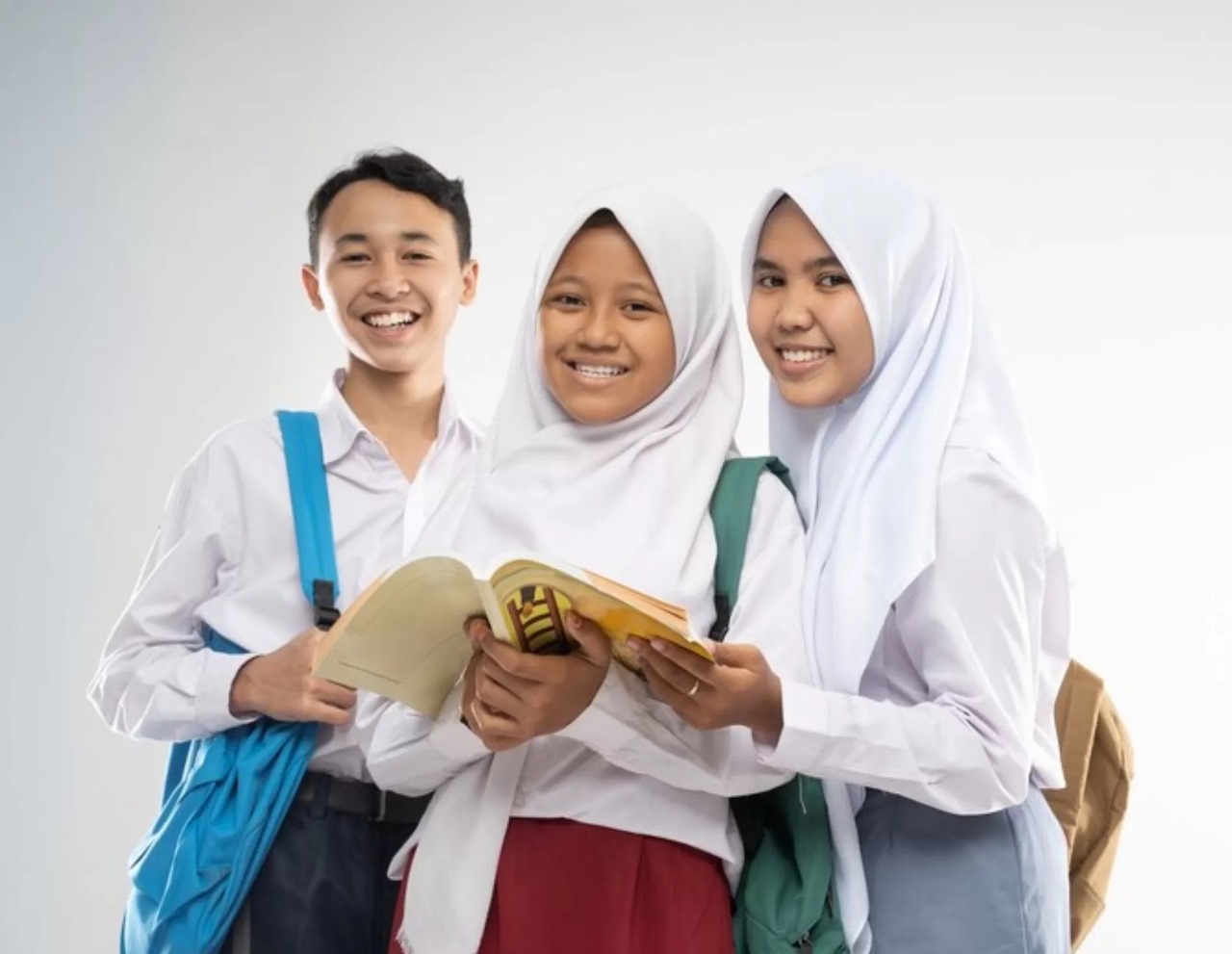 Ilustrasi Siswa SD,SMP,SMA. Cek Jadwal Libur Sekolah Selama Bulan Ramadhan 2025 .