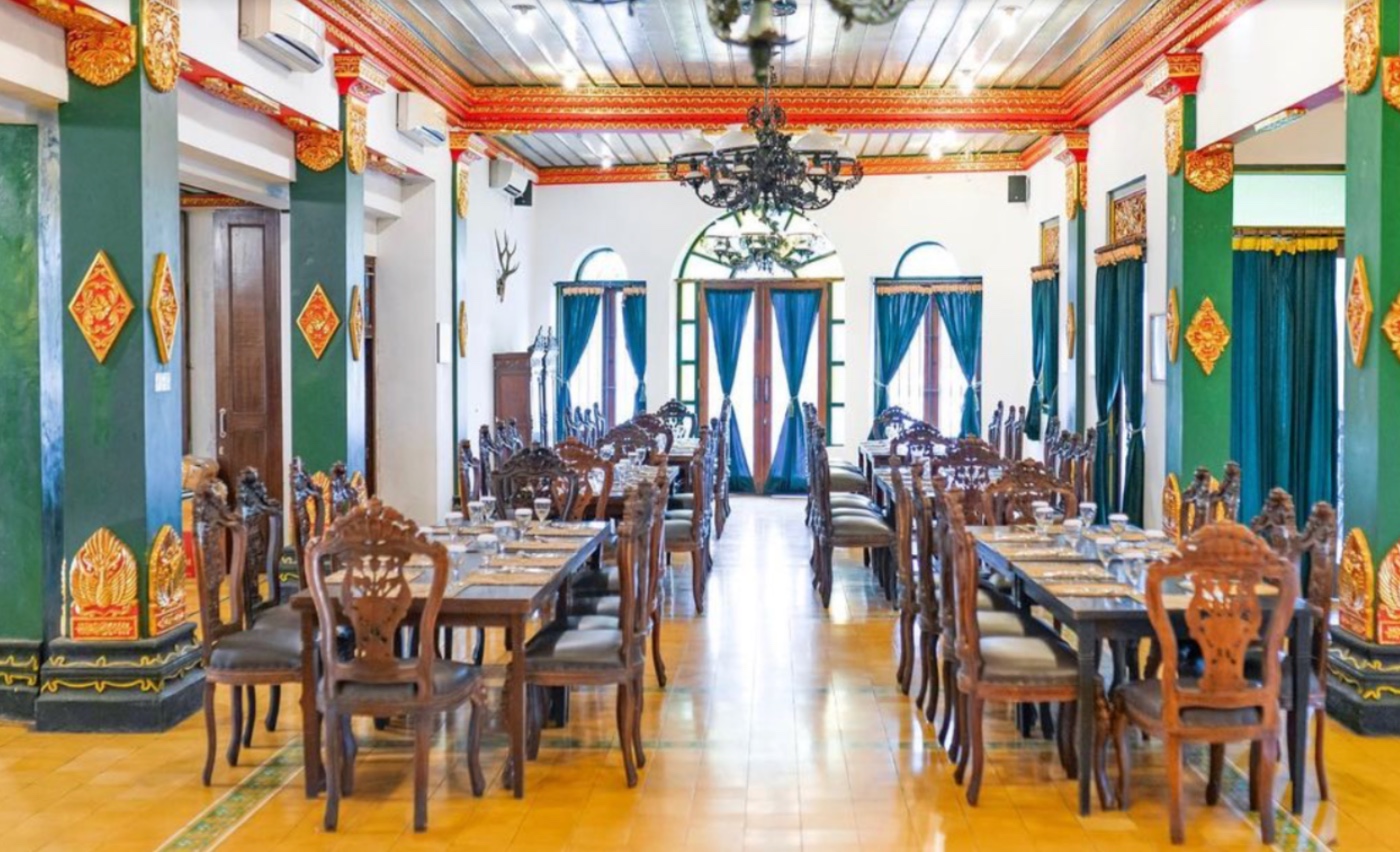 Suasana di Sekar Kedhaton Resto.   (Dok. Google Photo by Sekar Kedhaton resto)