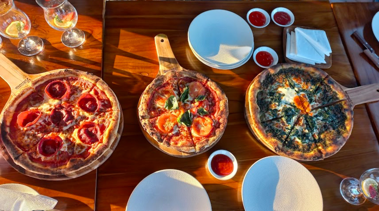 Sajian pizza di Amano Trattoria Jogja.   (Dok. Google Photo by Bunga Enggeline Fedelein)