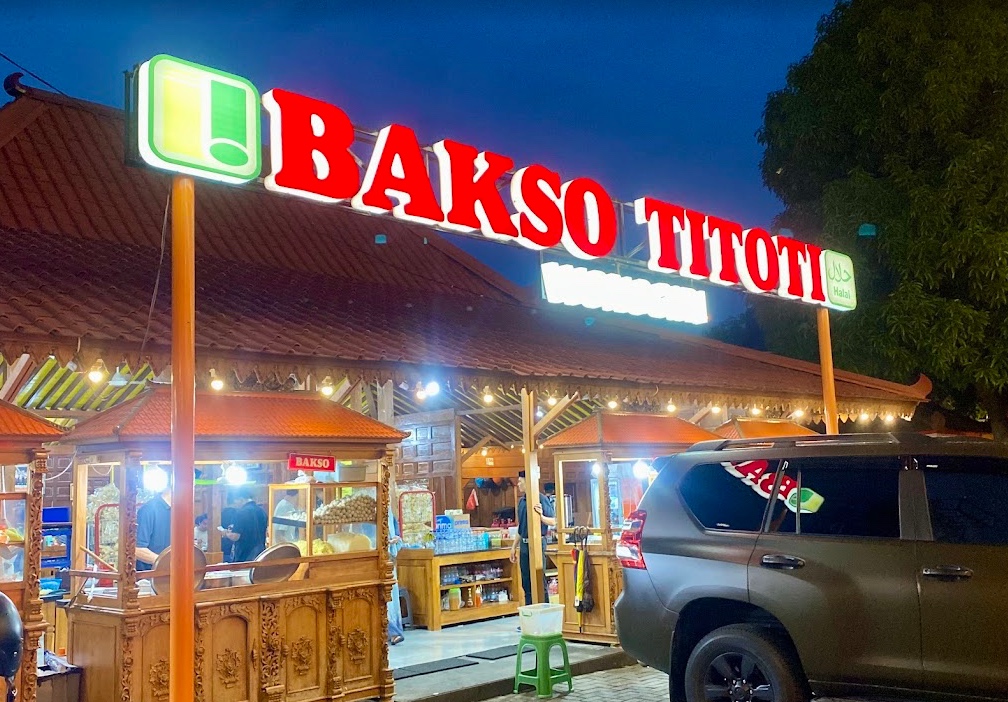 Bakso Titoti Wonogiri di Ringroad Utara Jogja.   (Dok. Google Photo by Rina sh)