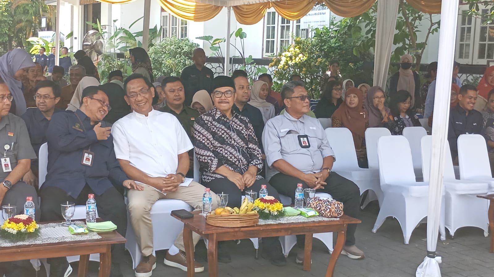 Wali Kota Jogja Hasto Wardoyo saat menghadiri Hari Peduli Sampah Nasional (HPSN) di SMPN 8 Kota Jogja, Jumat (21/2/2025).