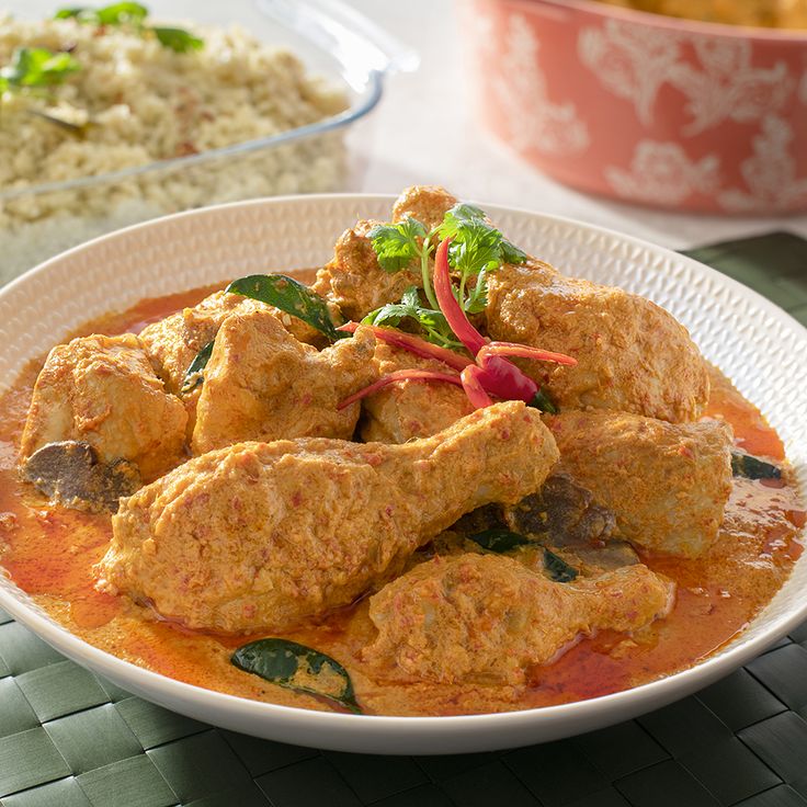 Menu gulai ayam cocok dijadikan menu santap saat bulan suci Ramadan.