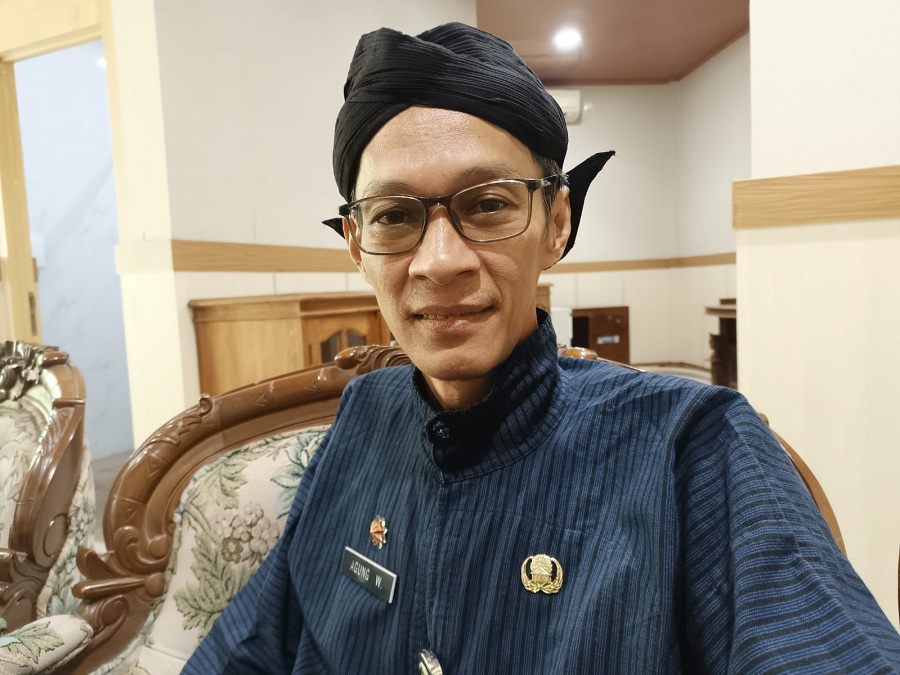 HEADSHOT: Plt Sekretaris DPRD Purworejo Agung Wibowo.