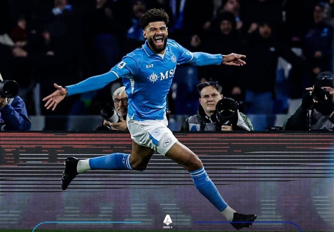 Selebrasi Philip Billing usai mencetak gol penyeimbang bagi Napoli saat lawan Inter