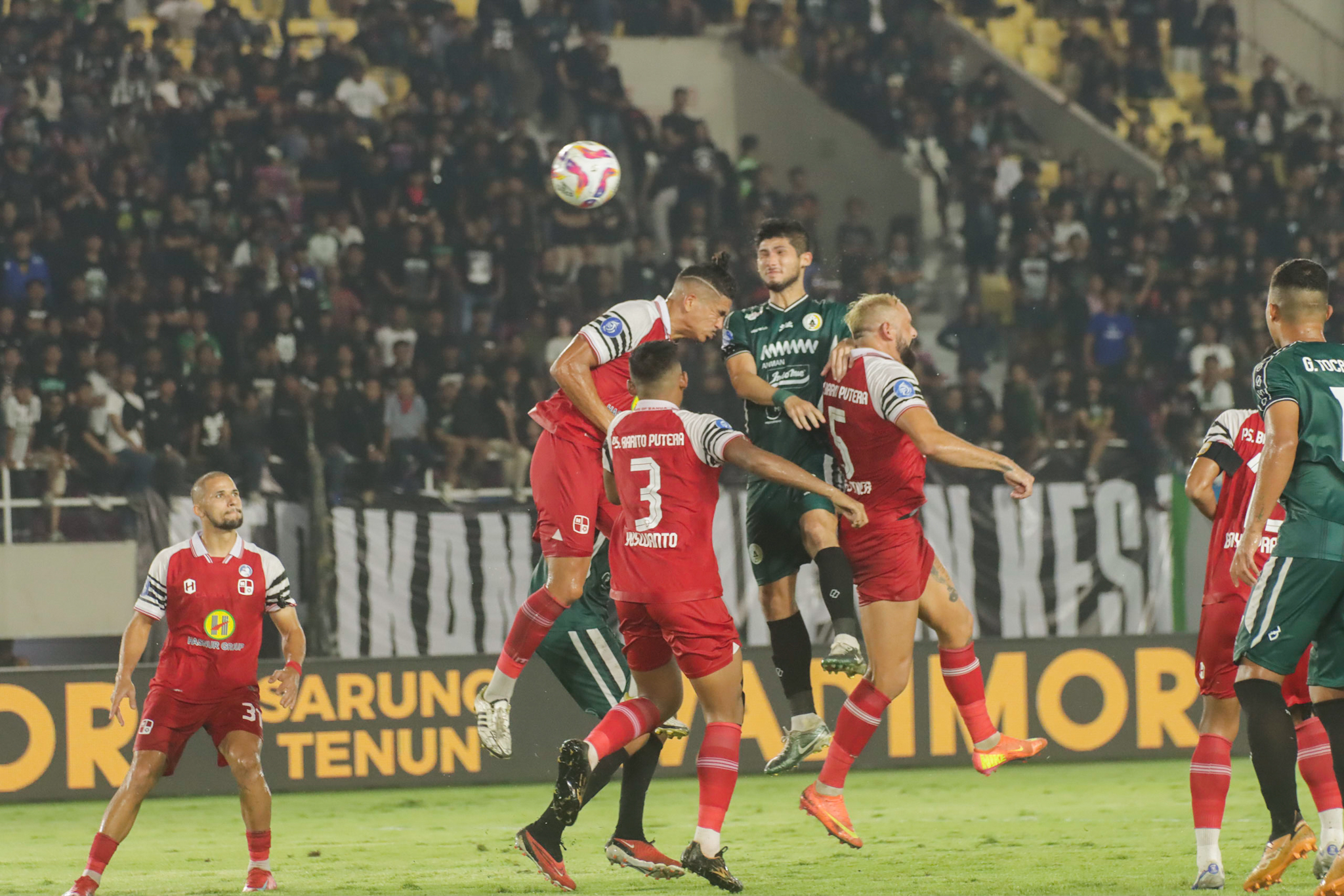Laga PSS Sleman melawan Barito Putera