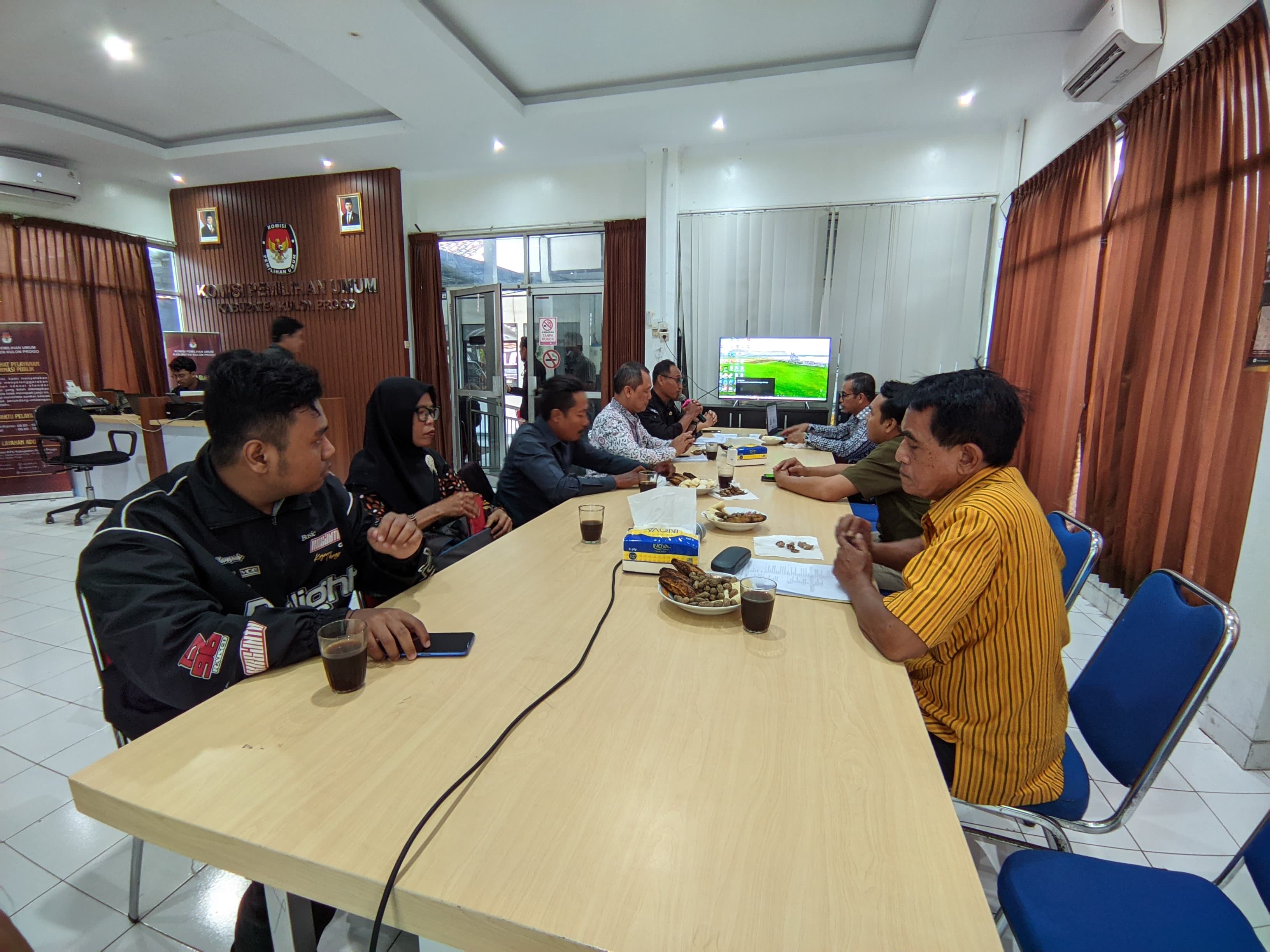 AKTIVITAS: KPU Kulon Progo melaksanakan evaluasi Pilkada 2024, beberapa waktu lalu.&nbsp;
