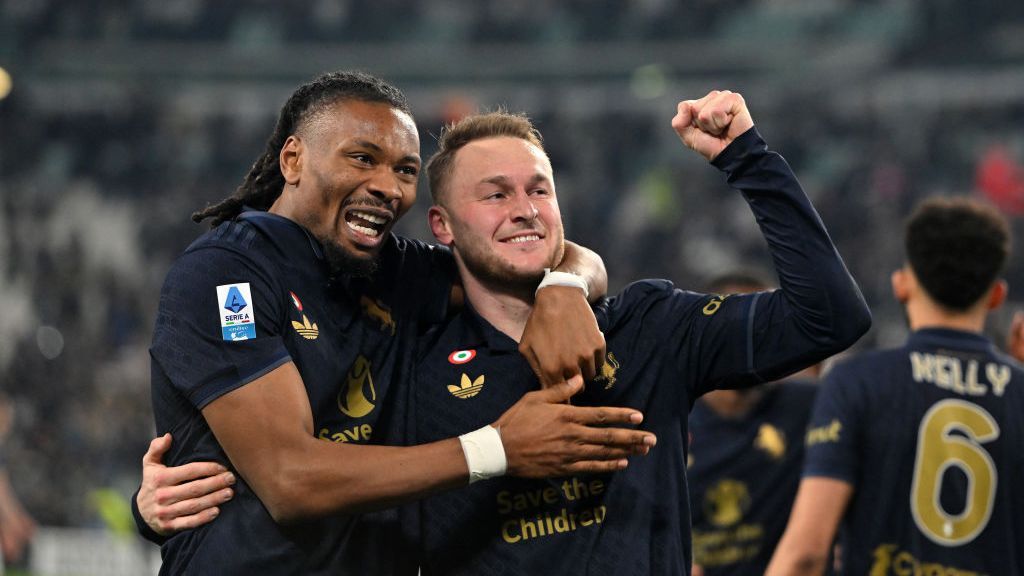Selebrasi pemain Juventus setelah cetak gol ke gawang Hellas Verona