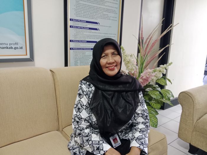 Kepala Dinas Tenaga Kerja Kabupaten Sleman Sutiasih