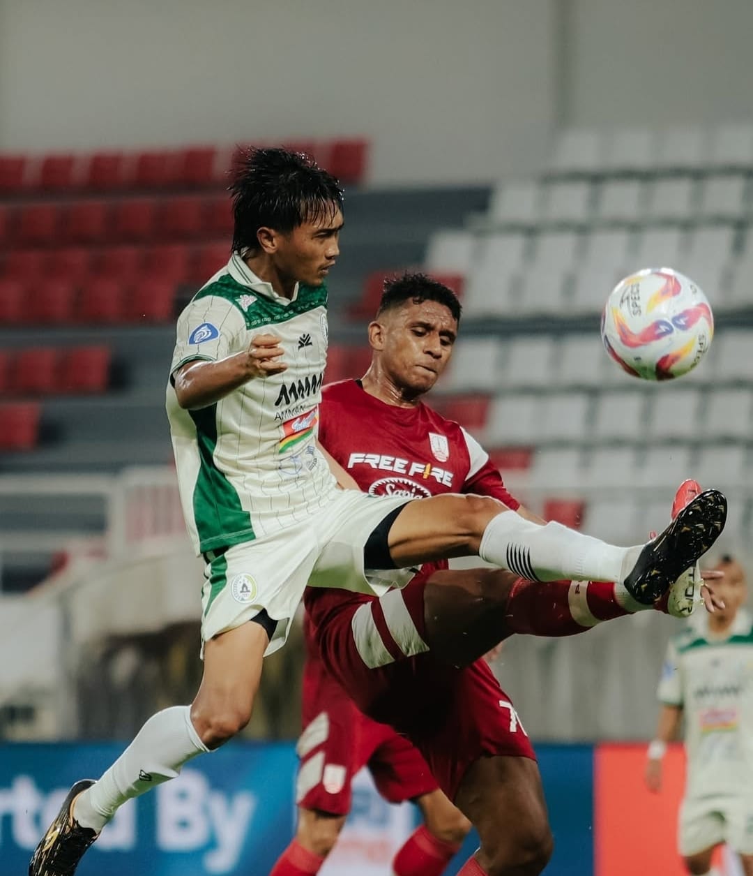 Laga PSS Sleman melawan Persis Solo
