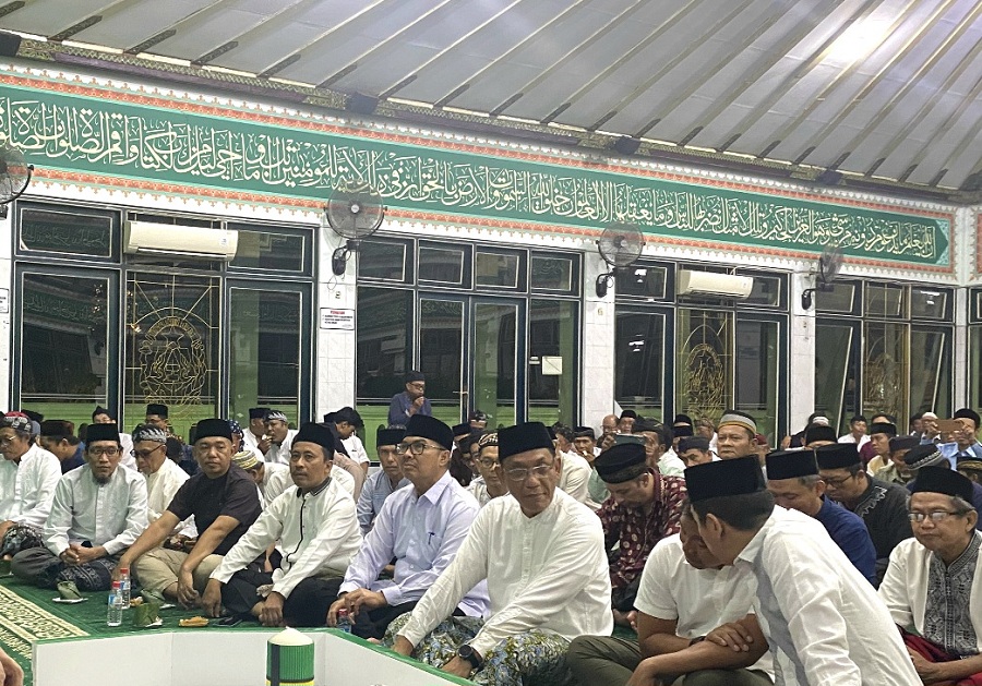 PENGAJIAN:&nbsp;Suasana acara pengajian akbar Nuzulul Qur