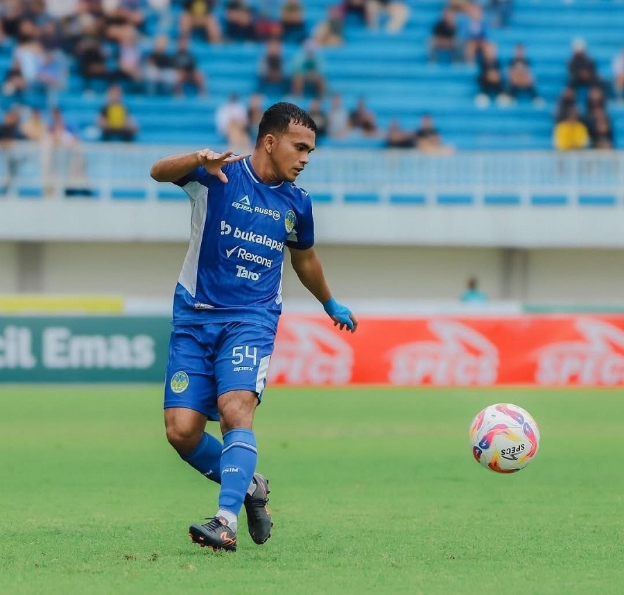 Gelandang serang PSIM Jogja Daniel Roken Saputra Tampubolon berhasil mencatatkan rekor istimewa di karier sepak bolanya.