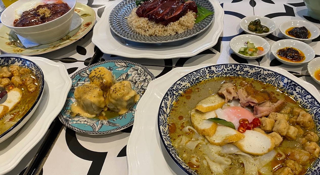 Sajian di Casademia Buka Meja.  (Sumber: Google Photo by Zuka)