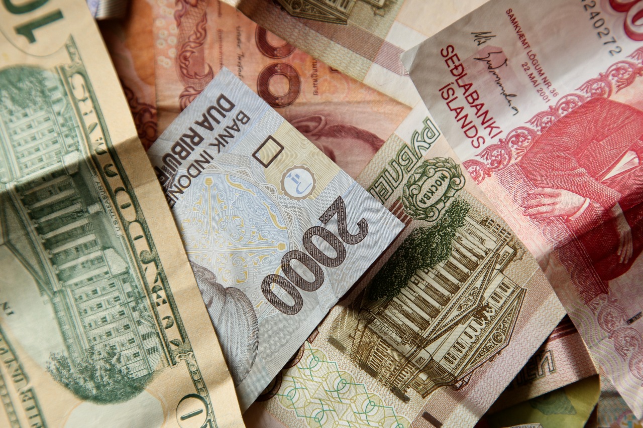 Ilustrasi Uang bansos.