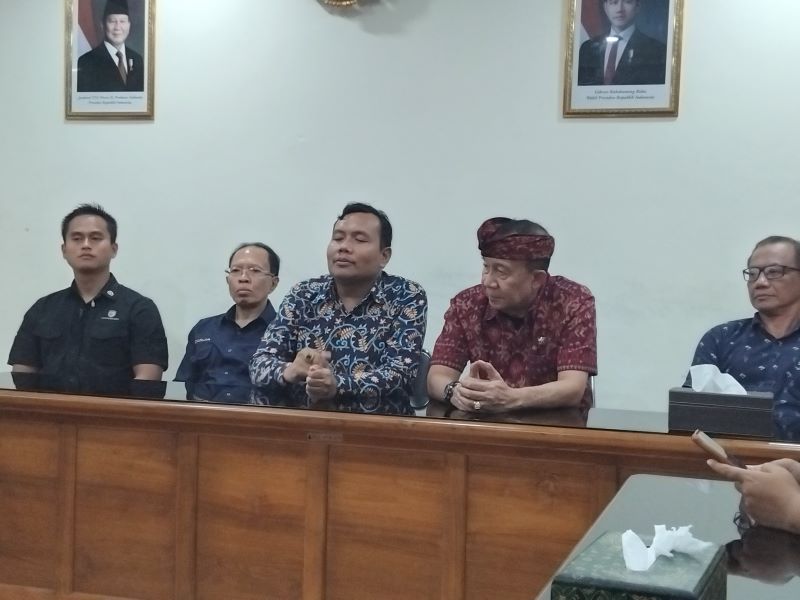 Para Panitia Tawur Agung saat melakukan konferensi pers di area Candi Prambanan Kamis (27/3).