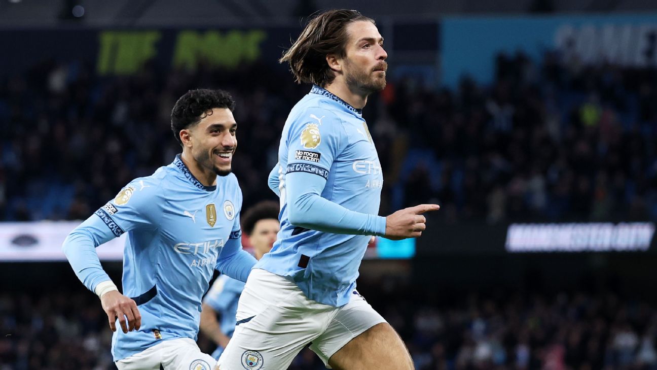 Selebrasi Jack Grealish setelah mencetak gol ke gawang Leicester CIty