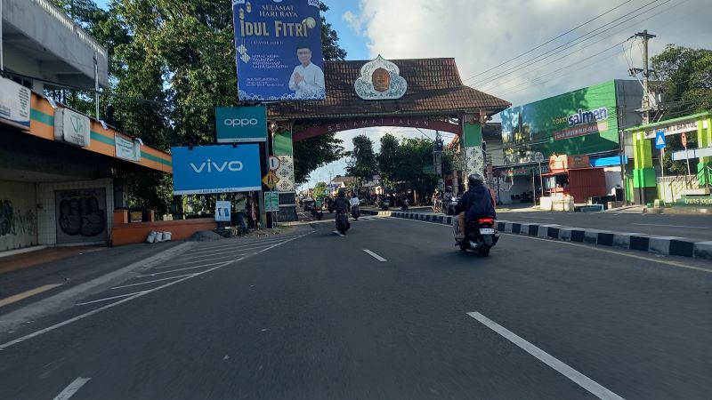 BAKAL DIREVITALISASI: Jalan Bantul direncanakan akan dilebarkan dan ditanami pohon tabebuya tahun ini.